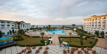 hotel El Mouradi Palm Marina, pogled na bazen