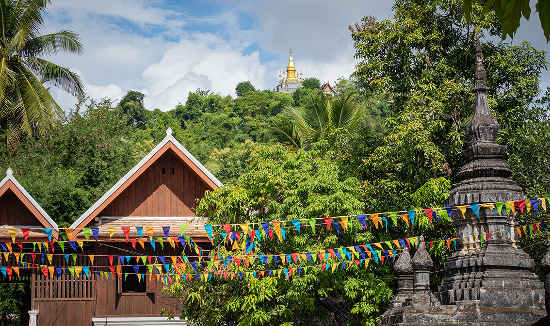 Laos, Luang Prabang, Wat wisunarat, najstariji turistički hram, daleko putovanje u Laos, 
