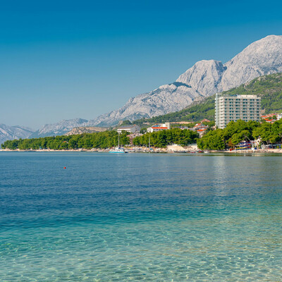 Ljetovanje u Hrvatskoj, Makarska, Dalmacija Sunny hotel, pogled sa obale