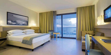 Mondo travel ponuda hotelaKalabrija, Hotel Capo Vaticano Resort Thalasso & SPA, primjer sobe