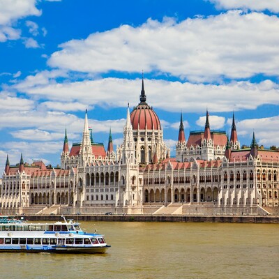 Pogled na Parlament sa Dunava, putovanje u Budimpeštu, Mondo travel