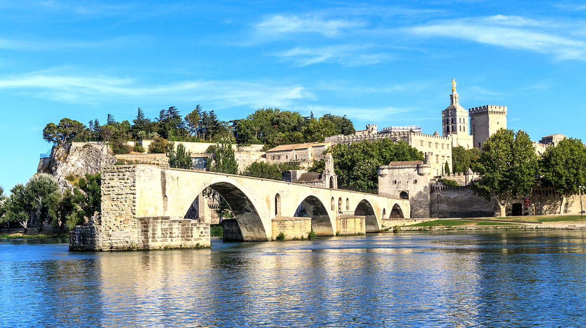 Avignon, Provansa, putovanje u Francusku