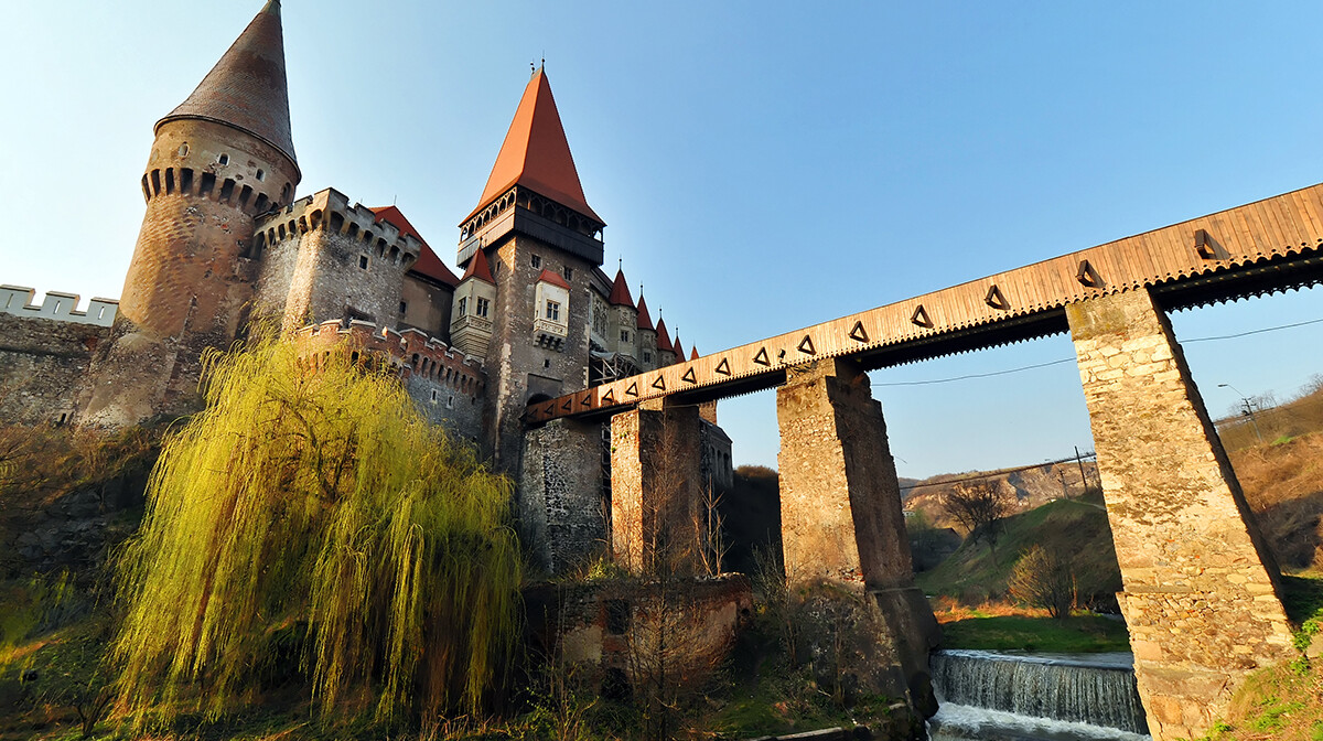 Transilvanija - Huneazi Castle