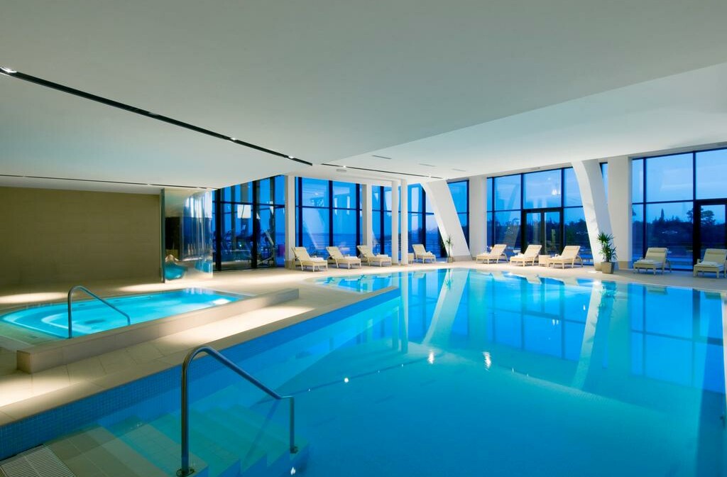 Rovinj, Hotel Istra, unutarnji bazen