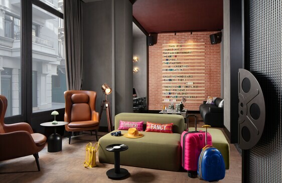 MOXY ISTANBUL HOTEL 3
