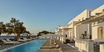 Santorini ljetovanje mondo travel, Hotel Costa Grand Resort, bazen