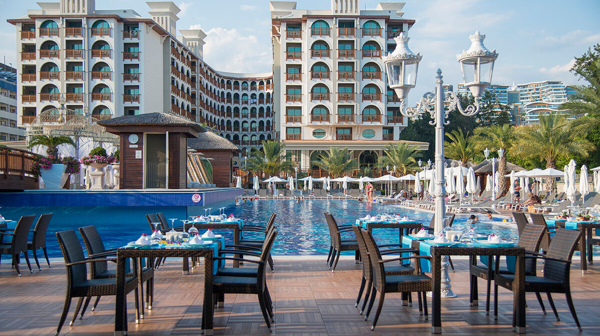Hotel Quattro Beach Spa & Resort