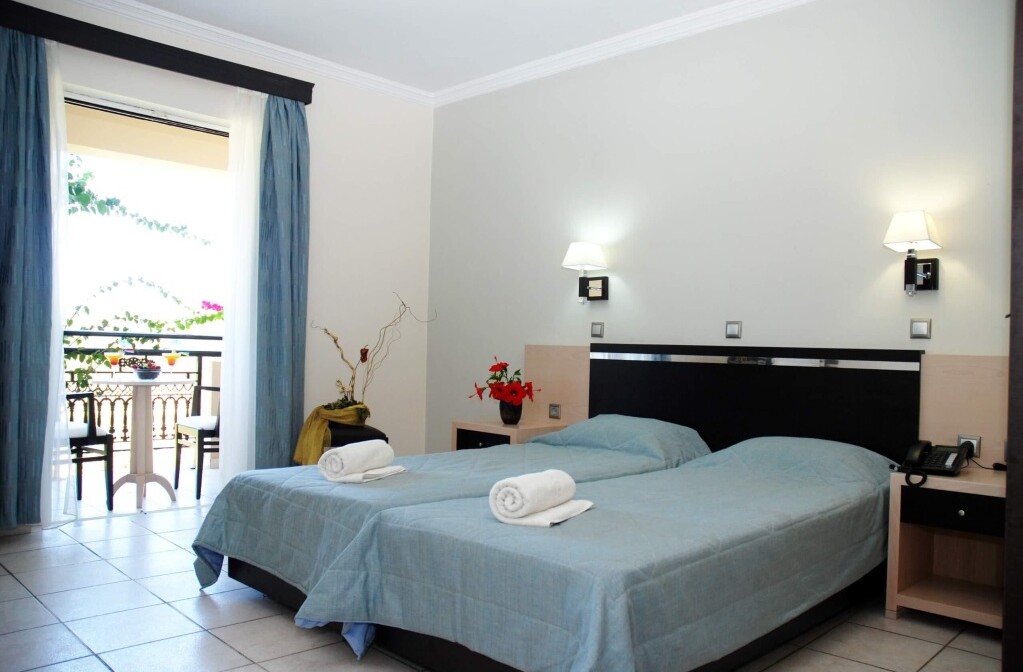 Grčka, Zakintos, Letsos 4*