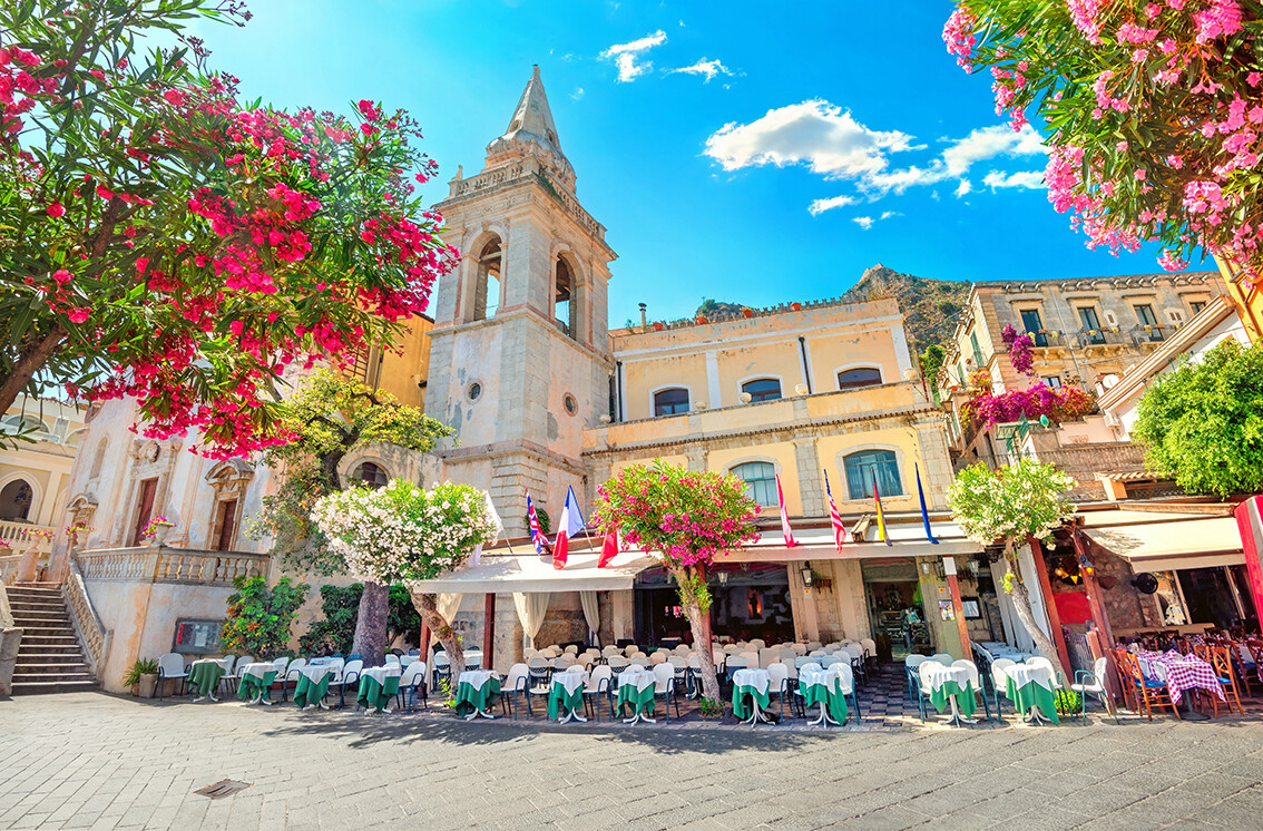 Sicilija, Taormina, crkva San Giuseppe na Trgu IX Aprile