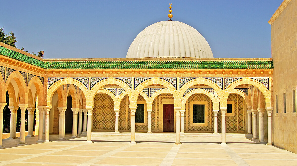 Mauzolej Habiba Bourgibe u Monastiru, putovanje Tunis, ljetovanje mediteran, grupni polasci