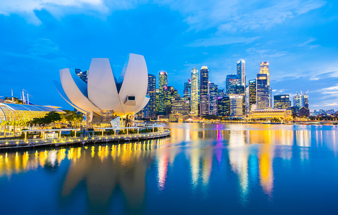 Muzej u oblliku lotusova cvijeta, putovanje Singapur, daleka putovanja
