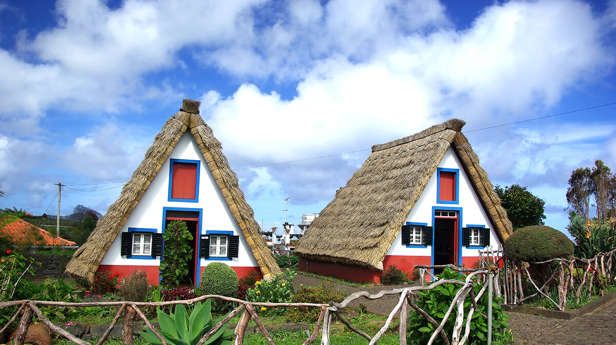 Tradicionalne kućice na Madeiri, putoavnje na Madeiru