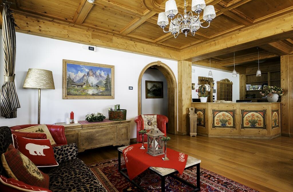Skijanje u Italiji, skijalište Civetta, Pescul, Hotel Orso Grigio, recepcija