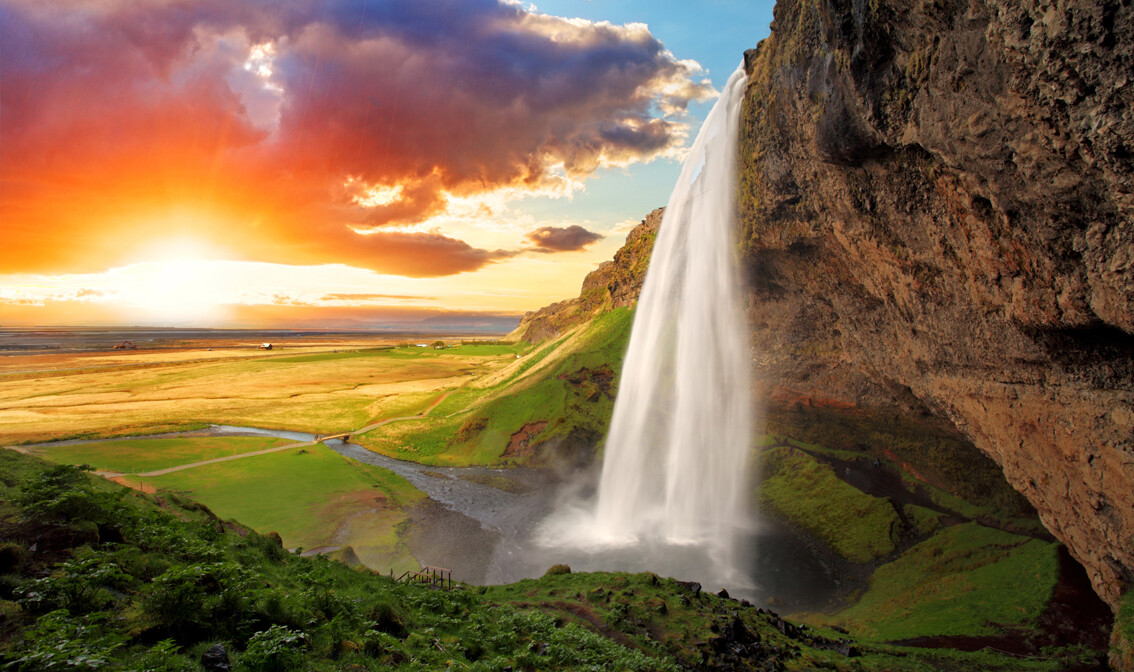 Island - Seljalandsfoss 