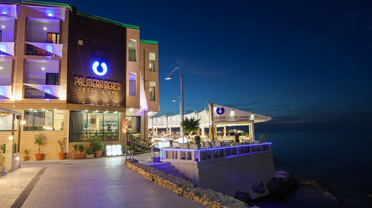 Kreta ponuda hotela, Palmera Beach Hotel & Spa, noćna slika