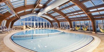 Skijanje i wellness u Sloveniji, Bled, Hotel Kompas, bazen iznutra