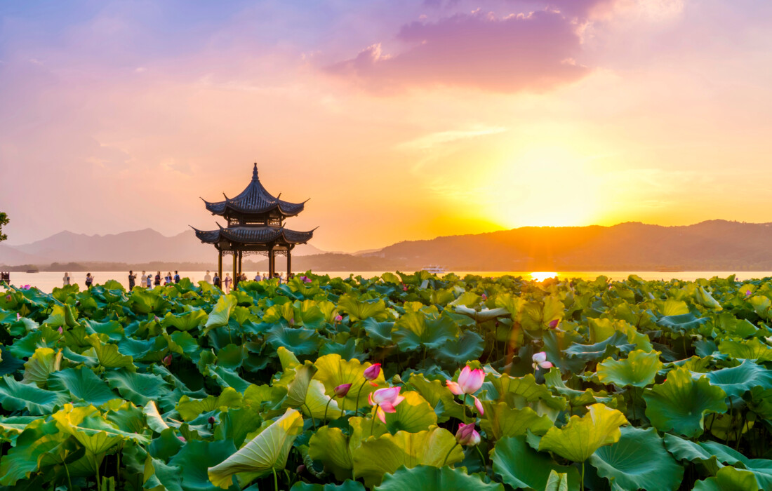Kina, pavilion in West Lake