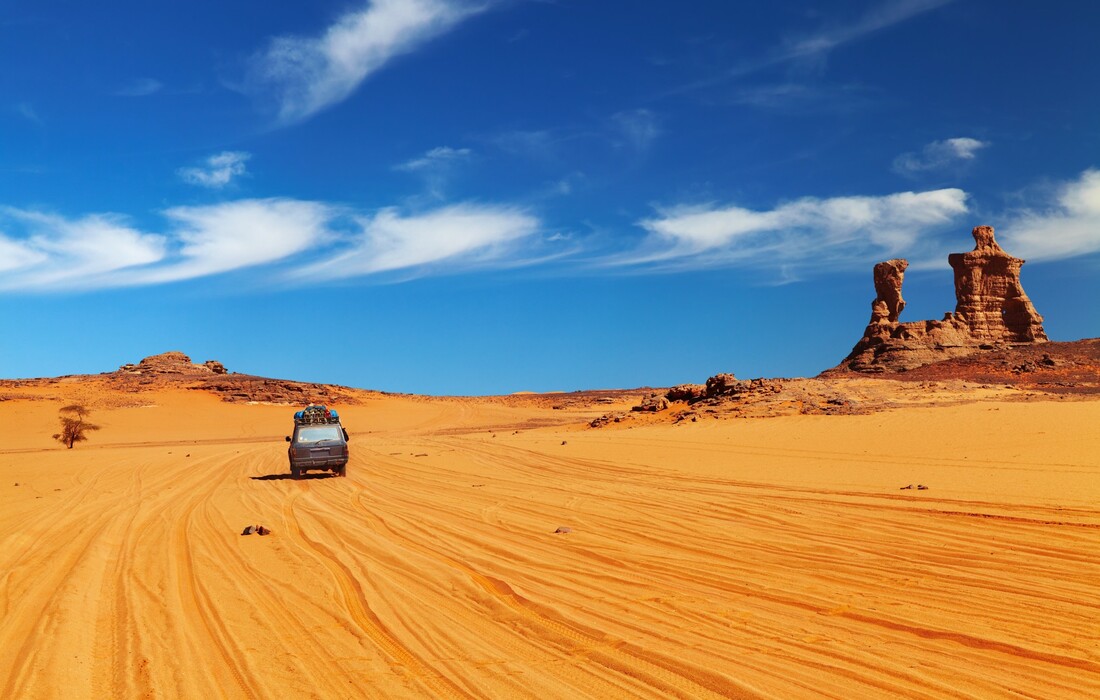 Jeep safari po pustinji, Tunis, ljetovanje Mediteran, charter let Tunis,alibabina pustolovina