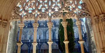 Klaustar u samostanu u Batalhi, putovanje u Portugal, putovanja avionom