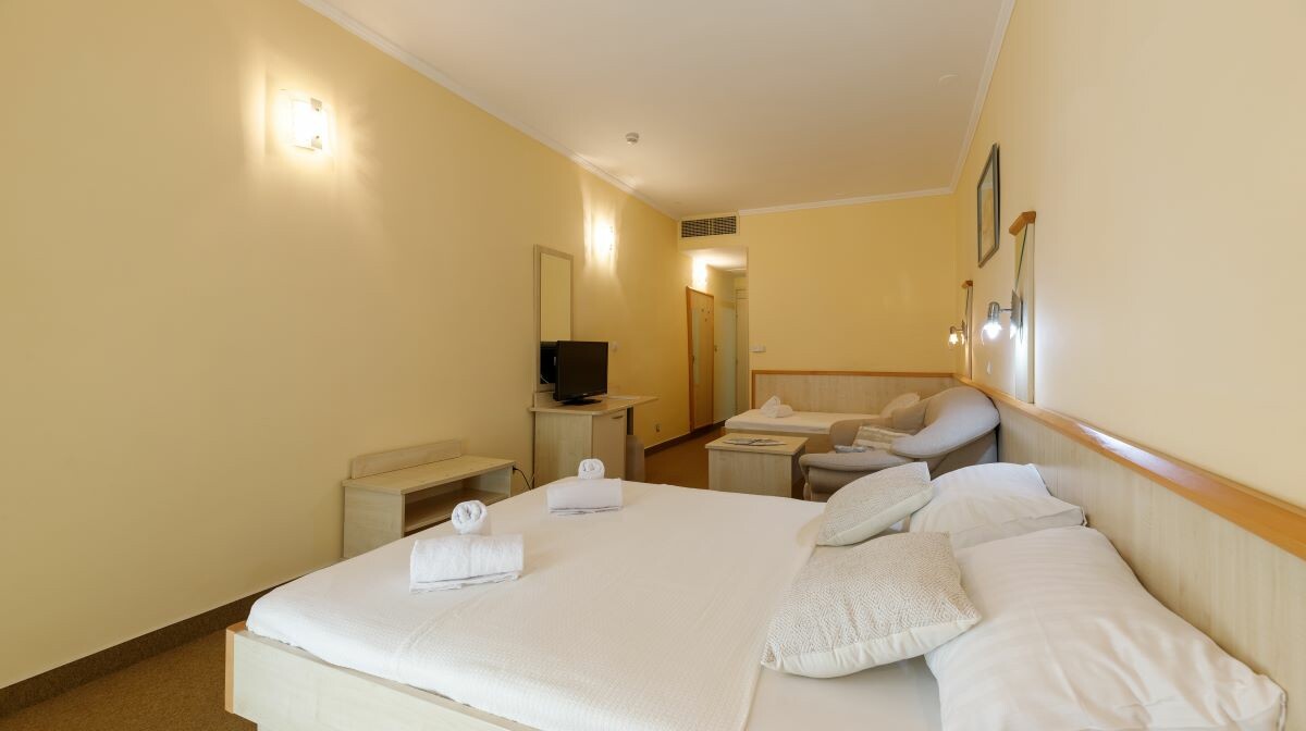 Biograd, Hotel Adria, CL3B 