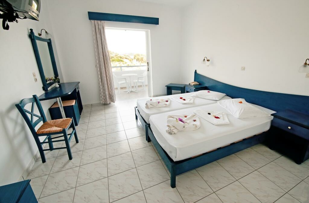 Samos ljetovanje, Mykali, Hotel Zefiros Beach, primjer sobe