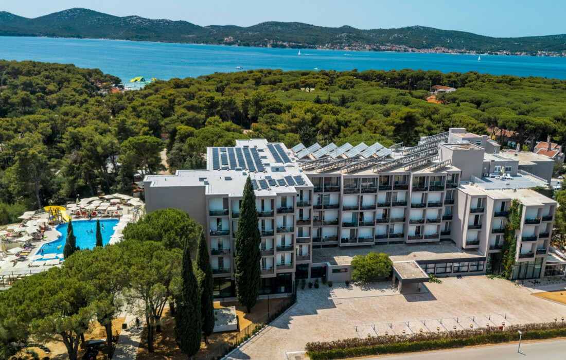 Family Hotel Adria, Ulaz