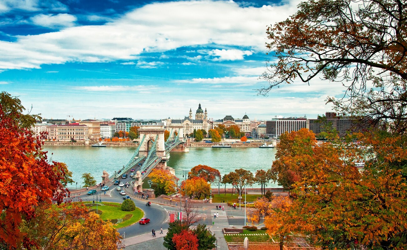 Lančani most u Budimpešti, putovanje autobusom