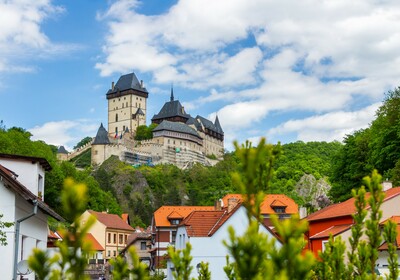  kraljevski dvorac Karlstejn, putovanje češka, garantirani polasci
