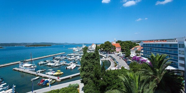 Biograd na Moru, Hotel Kornati