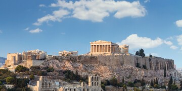 Atena, pogled na Akropolu koja je na UNESCO popisu svjetske baštine, putovanje zrakoplovom