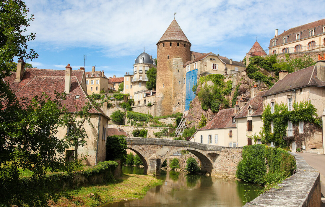 Putovanje u Burgundiju, putovanje avionom, Mondo travel