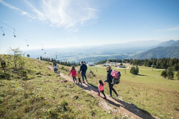 Slovenija, Planina Krvavec, obiteljski planinarski izlet u prirodu