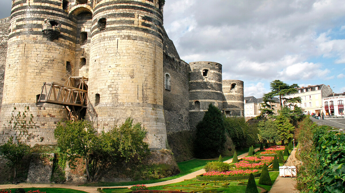 Angers castle, putovanje u Burgundiju, Mondo travel