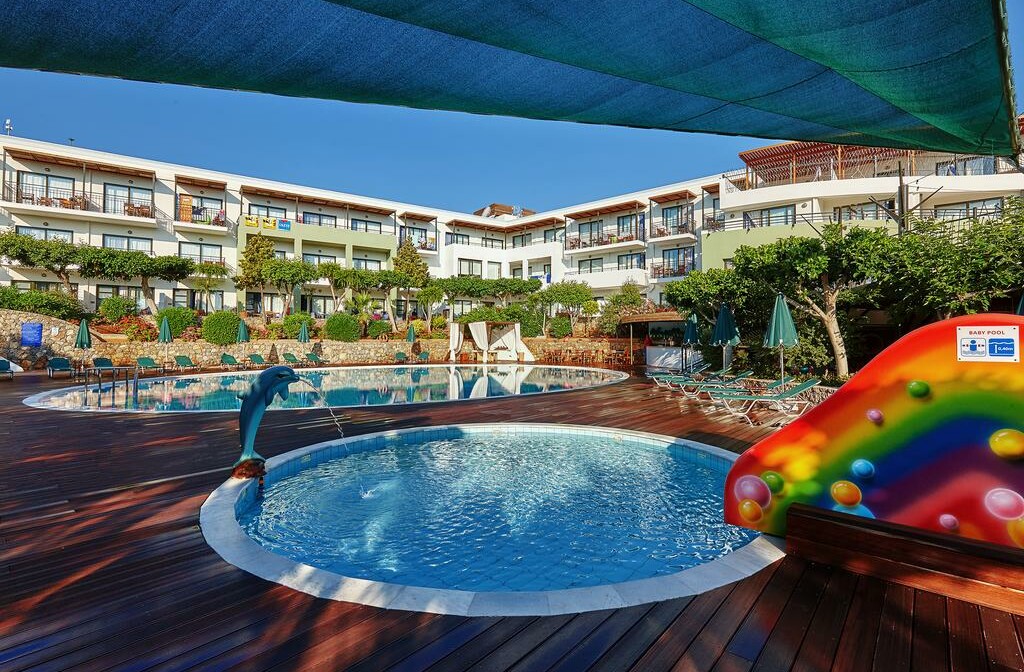 Grčka ponuda hotela Kreta, Stalis, Hotel Arminda & Spa, bazen