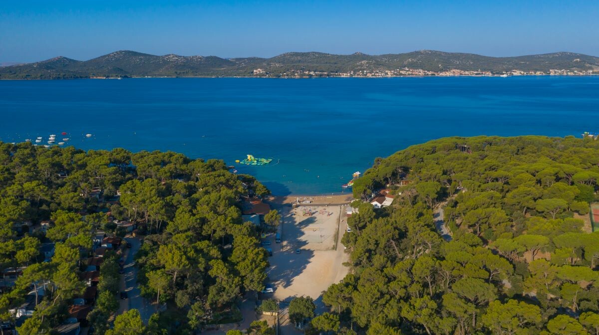 Biograd, Hotel Adria, plaža