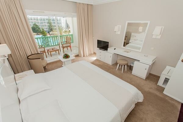 Tunis, Port El Kantaoui, El Mouradi Palace***** 