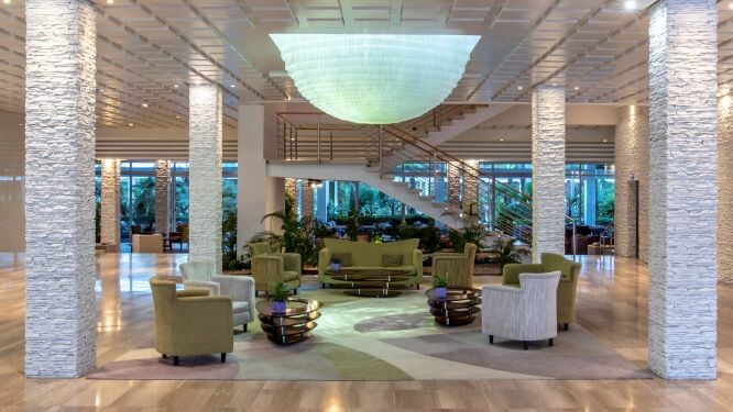 Solaris, Hotel Ivan, lobby