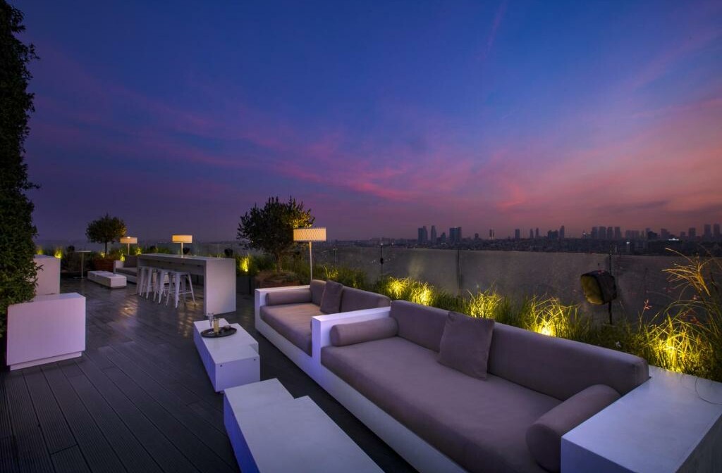 Istanbul, The Marma Pera Hotel, rooftop