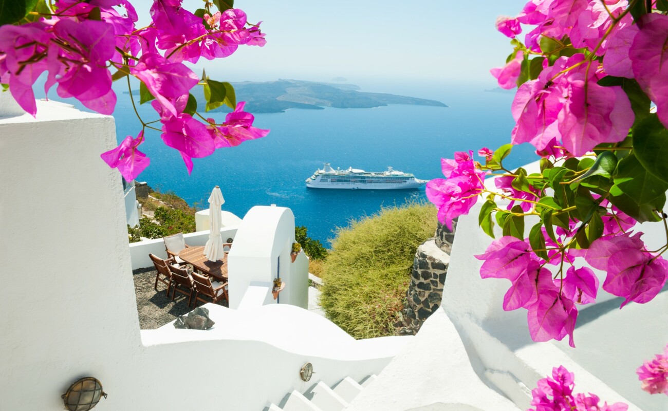 Krstarenje - Mediteran, Santorini