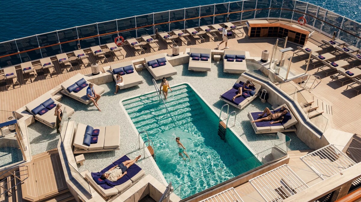 explora IV atol pool&bar