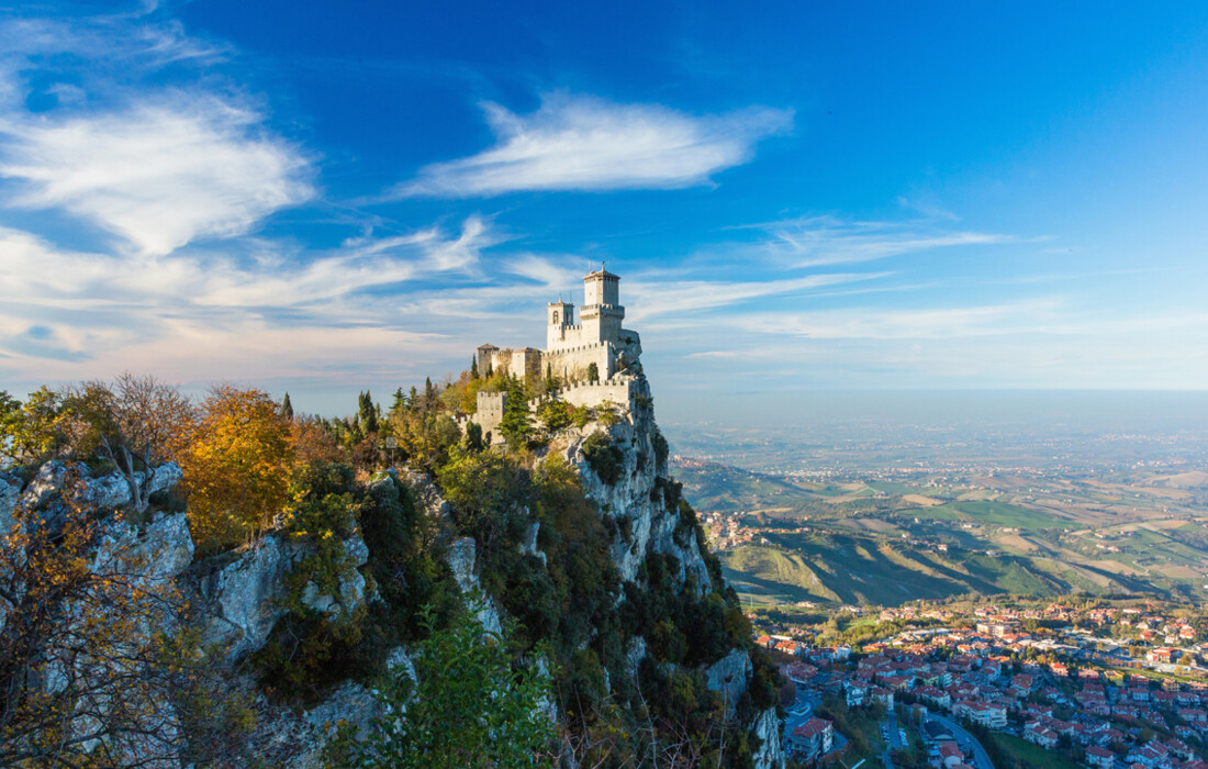 San Marino The first fort Guaita built on Mount Titano2