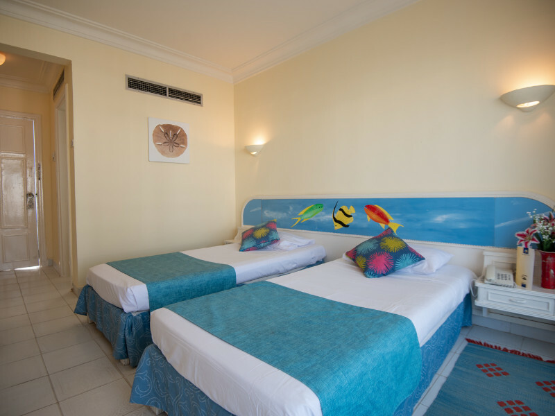 Hurghada, The Grand hotel***+