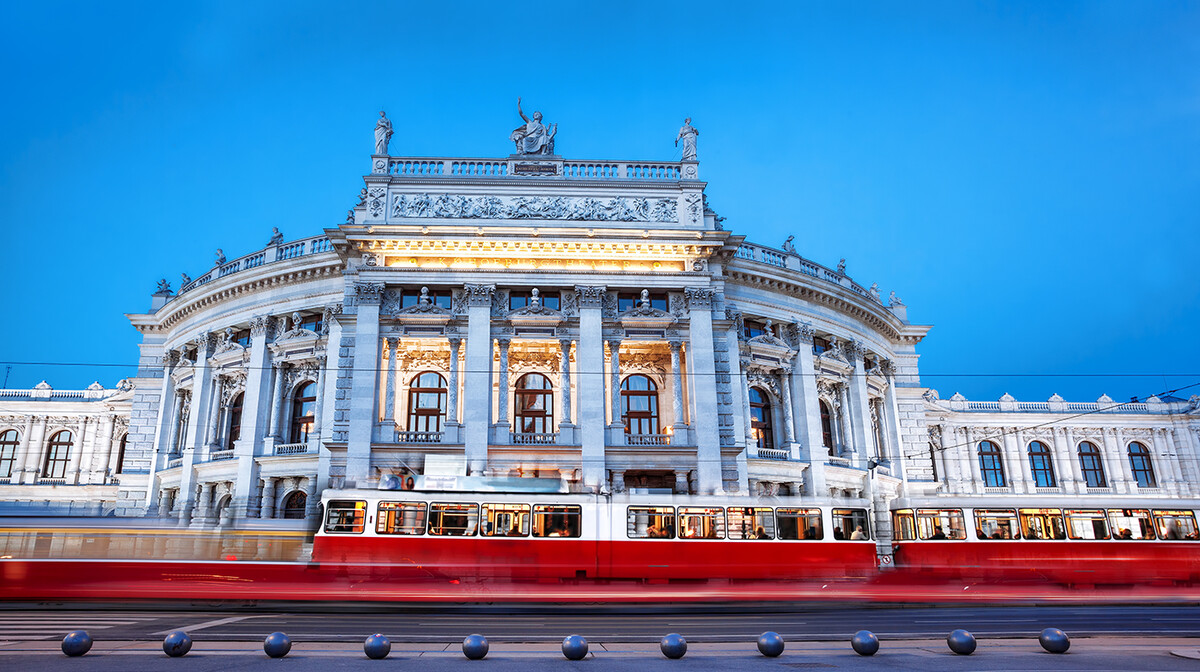 Burghteater kazalište u Beču, putovanje u Beč, Prijestlnice Dunava, mondo travel