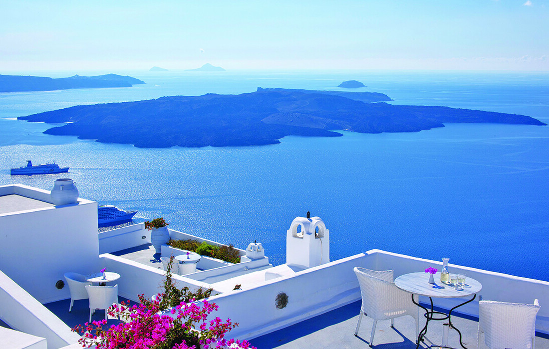 Grčka Santorini ponuda hotela mondo travel, Thira, hotel Cliff Side suite, pogled na more