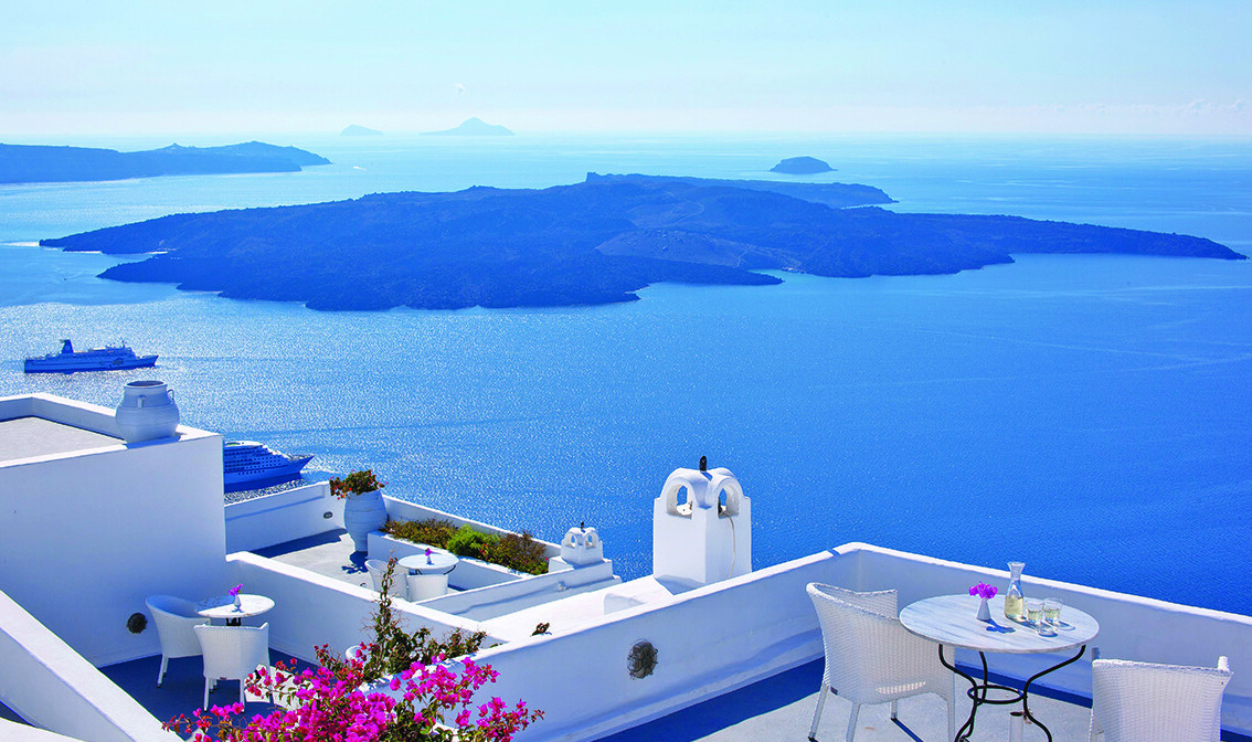 Grčka Santorini ponuda hotela mondo travel, Thira, hotel Cliff Side suite, pogled na more