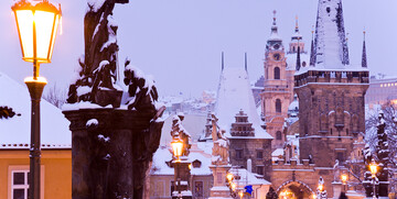 Karlov most pod snijegom, putovanje u Prag