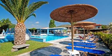 ljetovanje na Grčkim otocima, Samos, Mykali, Hotel Zefiros Beach, bazen