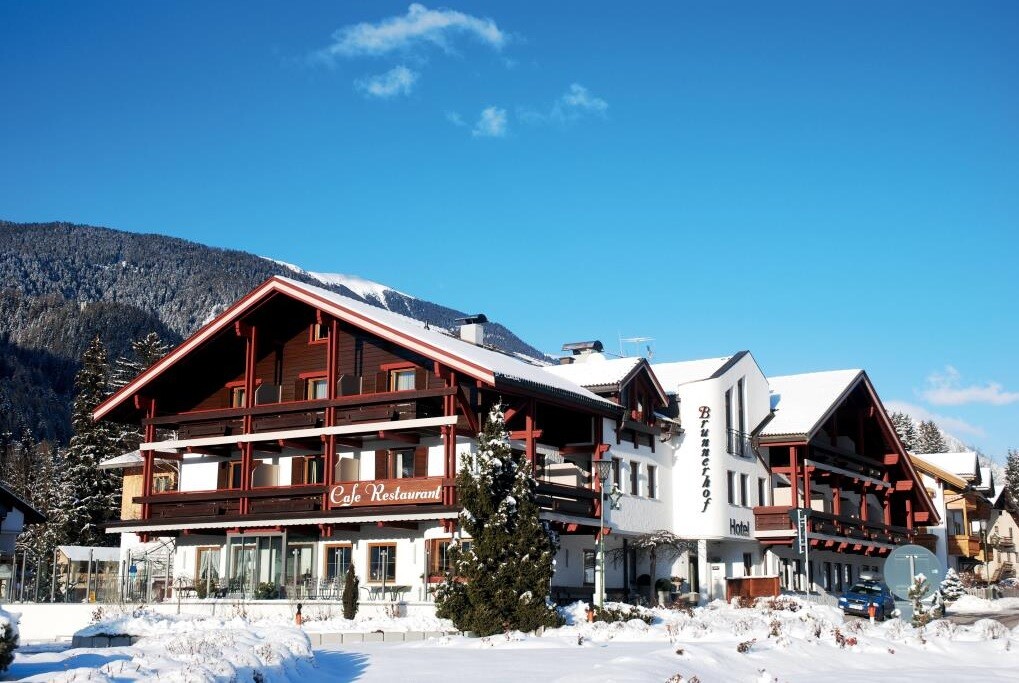 Skijanje u Italiji, skijalište Kronplatz, Hotel Brunnerhof, pogled izvana