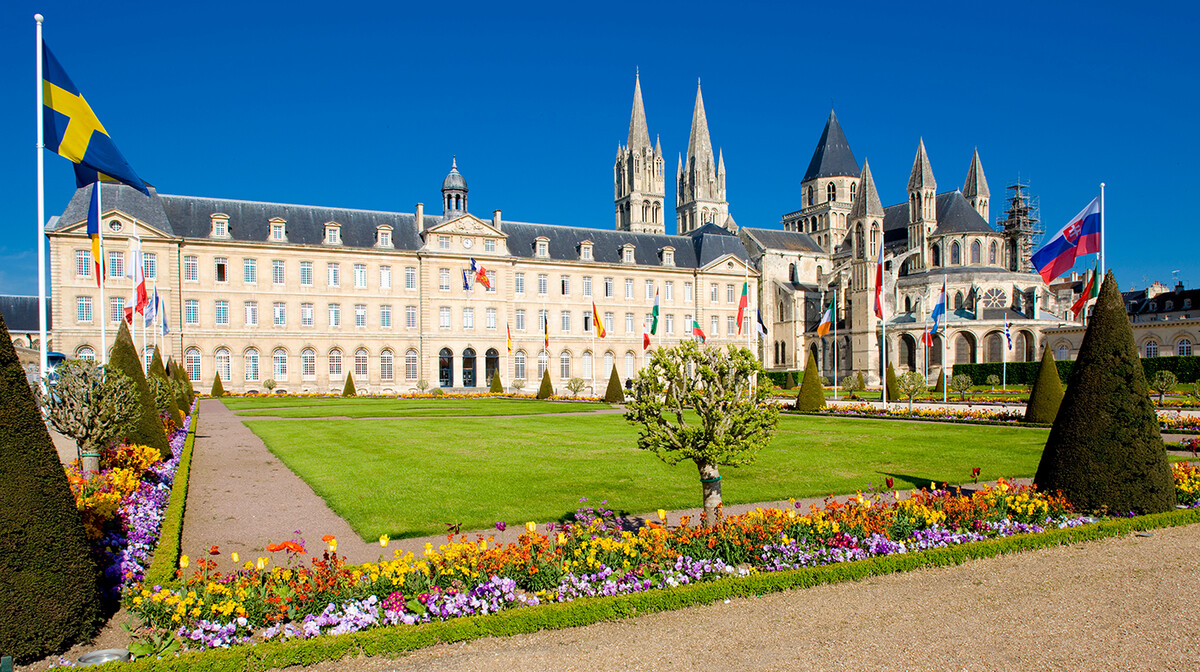 Dvorac Château de Caen, putovanje Normanija i Bretanja, garantirani polazak