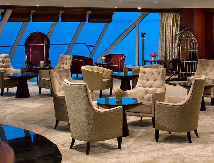 AZAMARA PURSUIT, bar